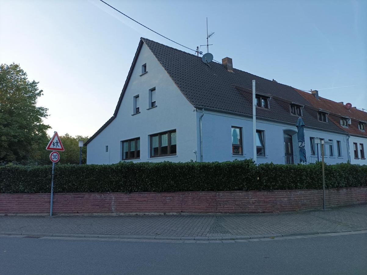 Gaststätte Molitor Lägenhet Saarlouis Exteriör bild